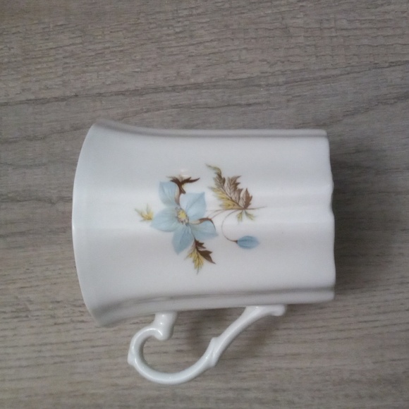 3 ROYAL GRAFTON 1950S MUGS - Picture 5 of 8